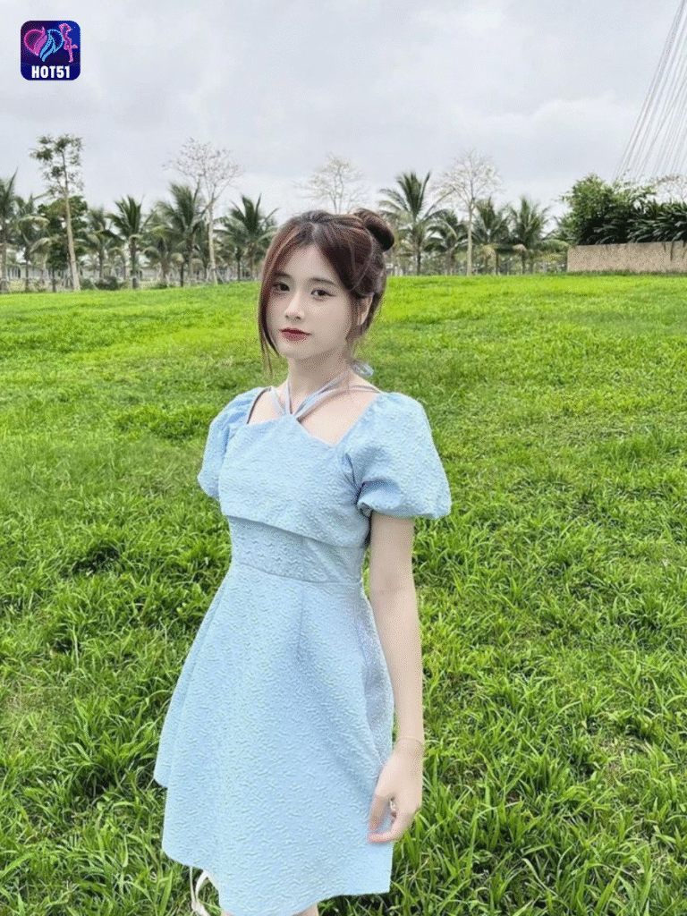 Hot51 App Stunning Beautiful Livestream Cho Người Lớn 2 Beautiful girl live stream on Hot51 app